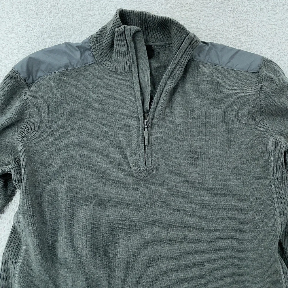 Marmot Quarter Zip Pullover Sweater Mens Medium Gray Wool‎ Blend Shoulder Patch